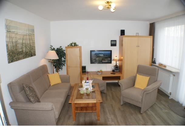 Wohnzimmer Mehrfamilienhaus B�sum