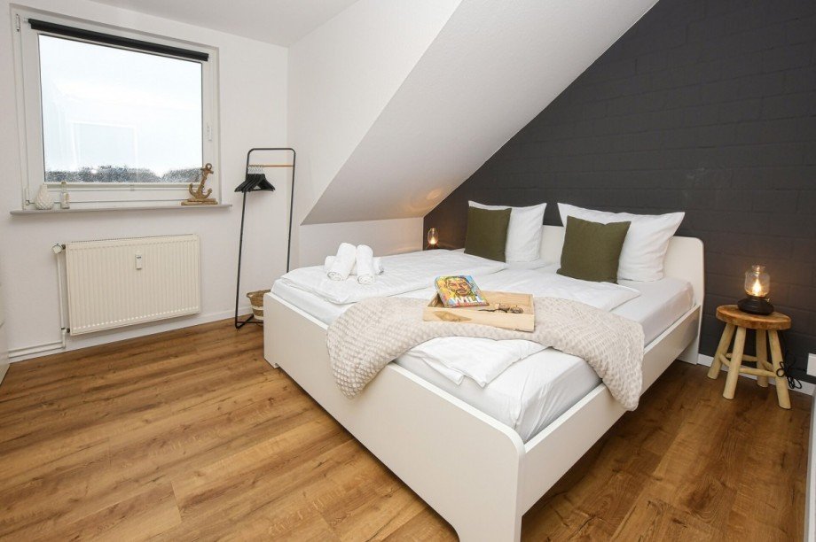 Schlafen Dachgeschosswohnung B�sum