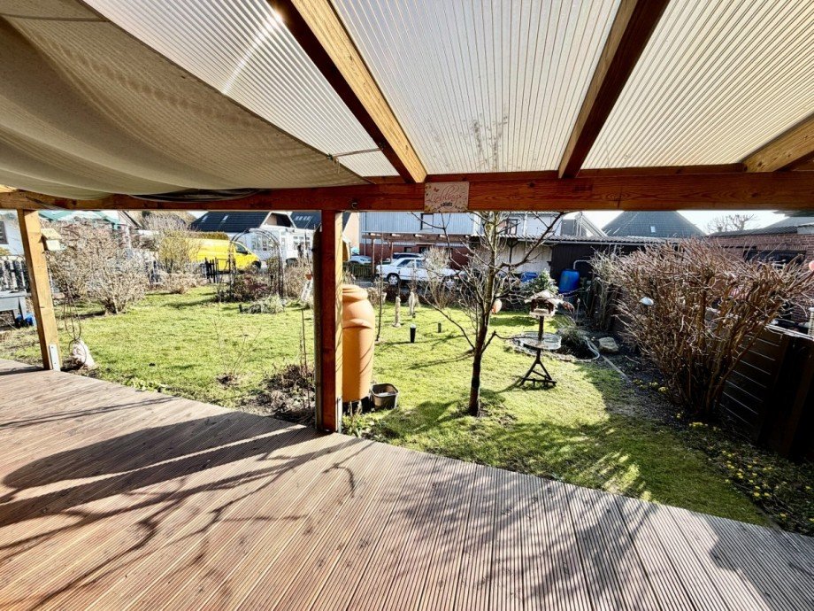 Terrasse Doppelhaush�lfte Westerdeichstrich