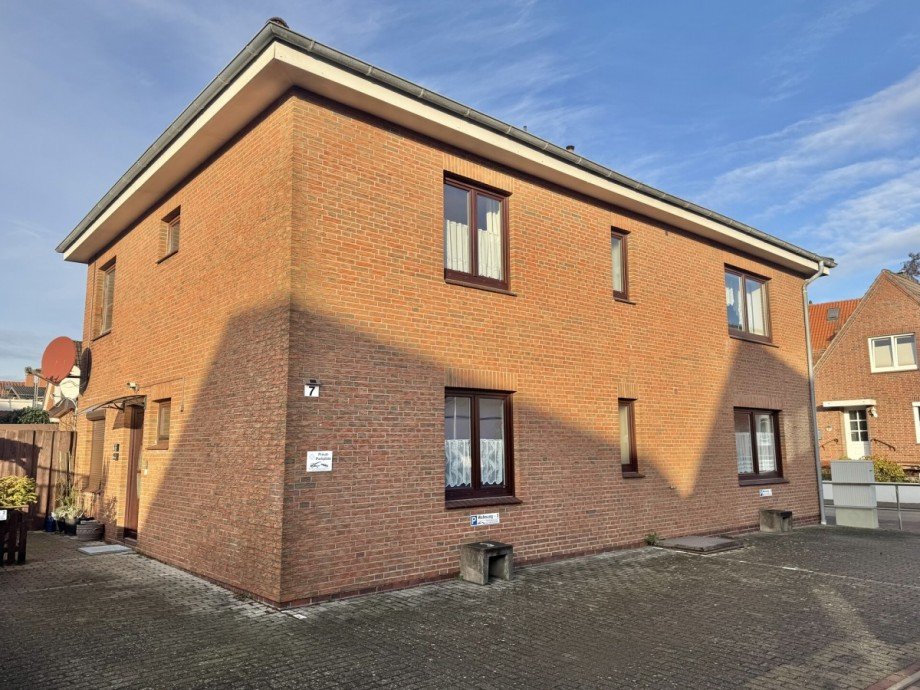 Hausansicht Etagenwohnung B�sum
