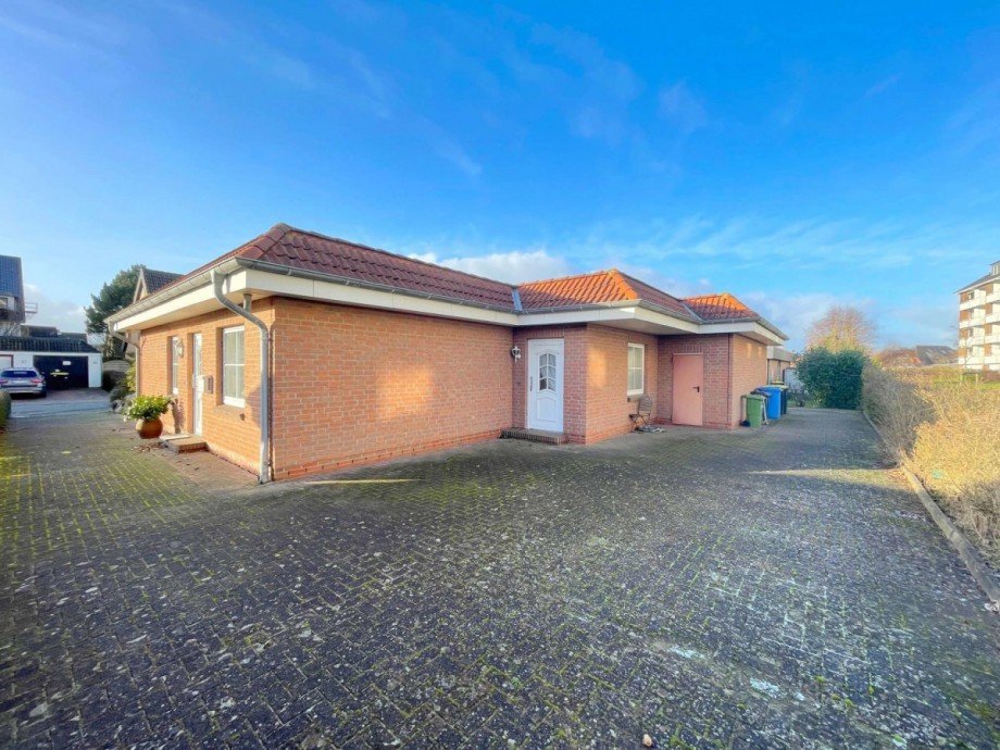 Hausansicht Mehrfamilienhaus B�sum