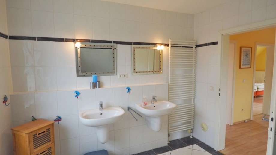 Badezimmer Einfamilienhaus B�sum
