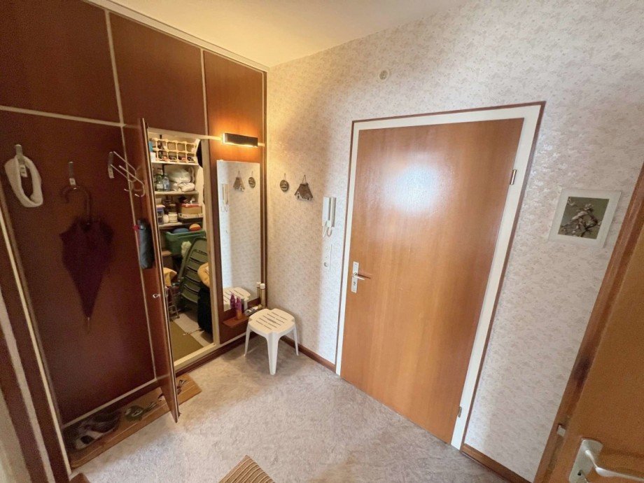 Flur Etagenwohnung B�sum