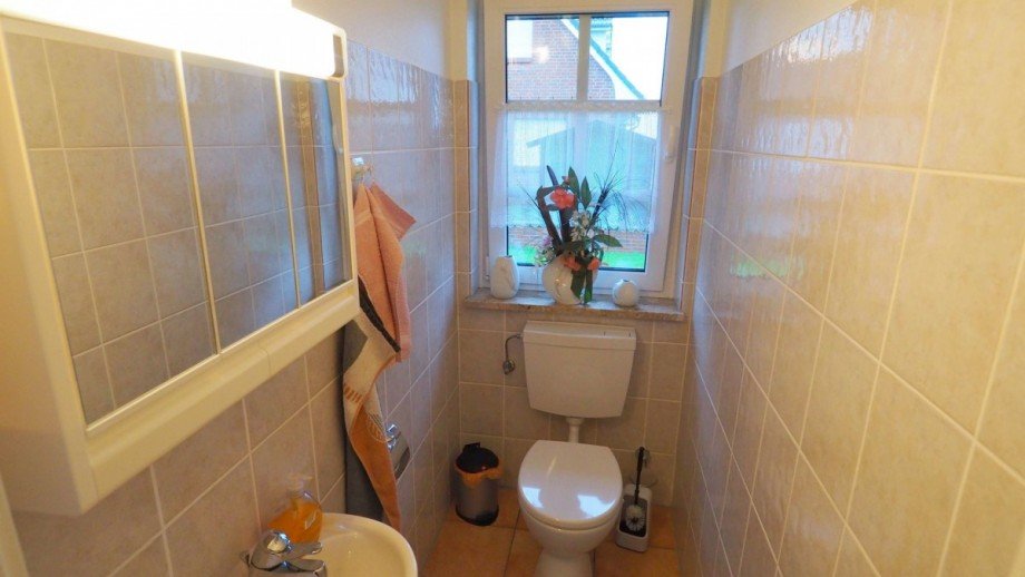 G�ste -WC Einfamilienhaus B�sum