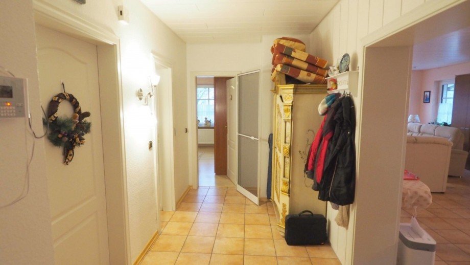 Flur Einfamilienhaus B�sum