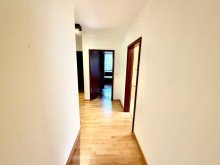 Flur EG Endlich Platz f�r das, was wirklich z�hlt - Gro�z�giges Familienhaus in B�sum