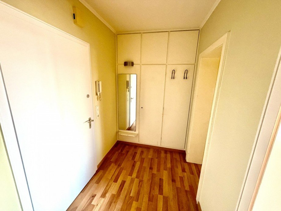 Flur Etagenwohnung B�sum