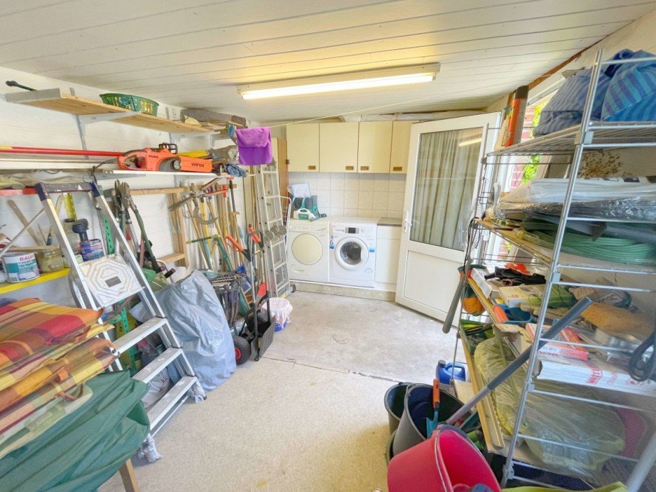 Garage Doppelhaush�lfte B�sum