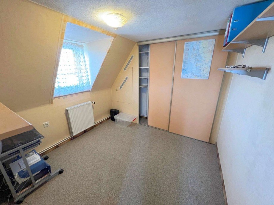 Schlafzimmer Reihenendhaus B�sum
