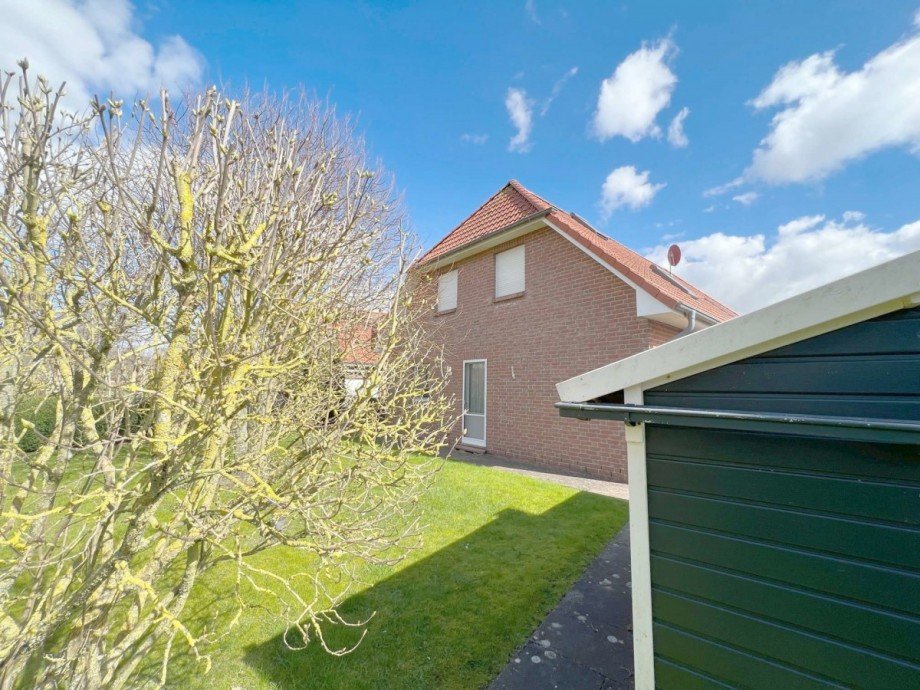 Hausansicht Doppelhaush�lfte B�sum