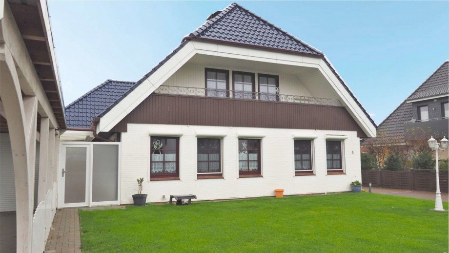 Hausansicht Einfamilienhaus B�sum