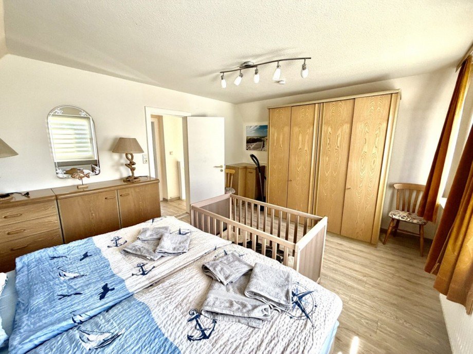 Schlafzimmer Einfamilienhaus B�sum