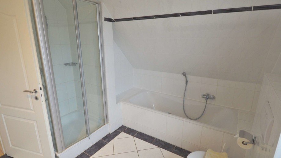 Badezimmer Einfamilienhaus B�sum