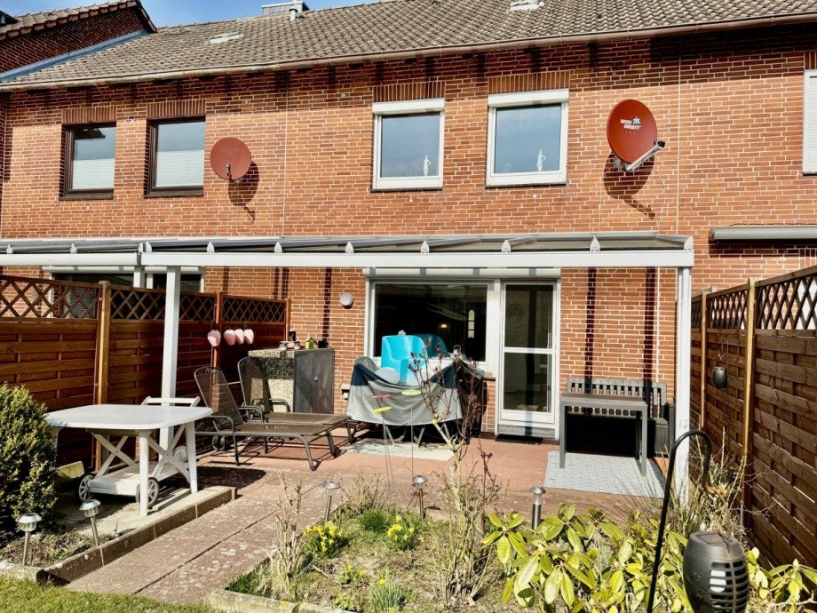 Terrassenansicht Reihenhaus B�sum