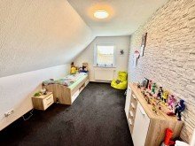 Schlafzimmer Vor den Toren B�sums! | Ansprechendes 4-Zimmer Einfamilienhaus in ruhiger Wohnlage!