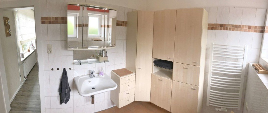 Badezimmer Einfamilienhaus B�sum