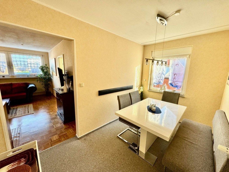 Esszimmer Etagenwohnung B�sum