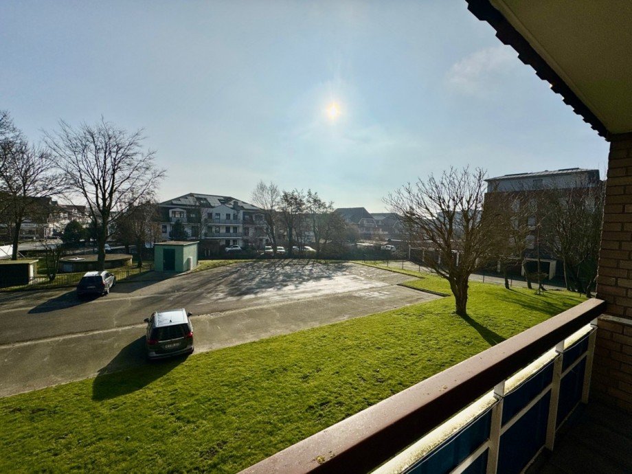 Balkon Etagenwohnung B�sum
