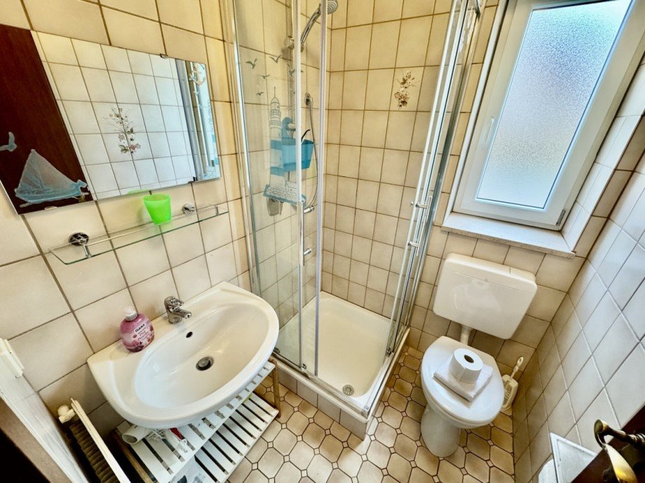 Bad Etagenwohnung B�sum