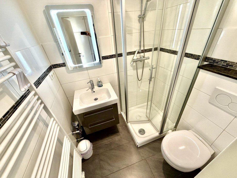 Bad Dachgeschosswohnung B�sum