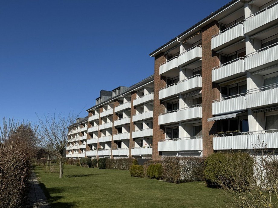 Hausansicht Etagenwohnung B�sum