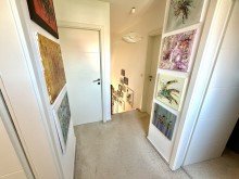 Flur OG Ruheoase in B�sum - gro�z�giges Wohnen mit Wintergarten und Traumgarten