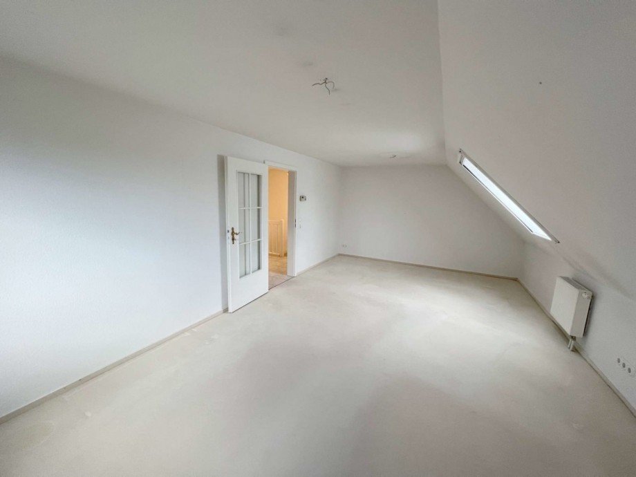 Schlafzimmer Doppelhaush�lfte B�sum