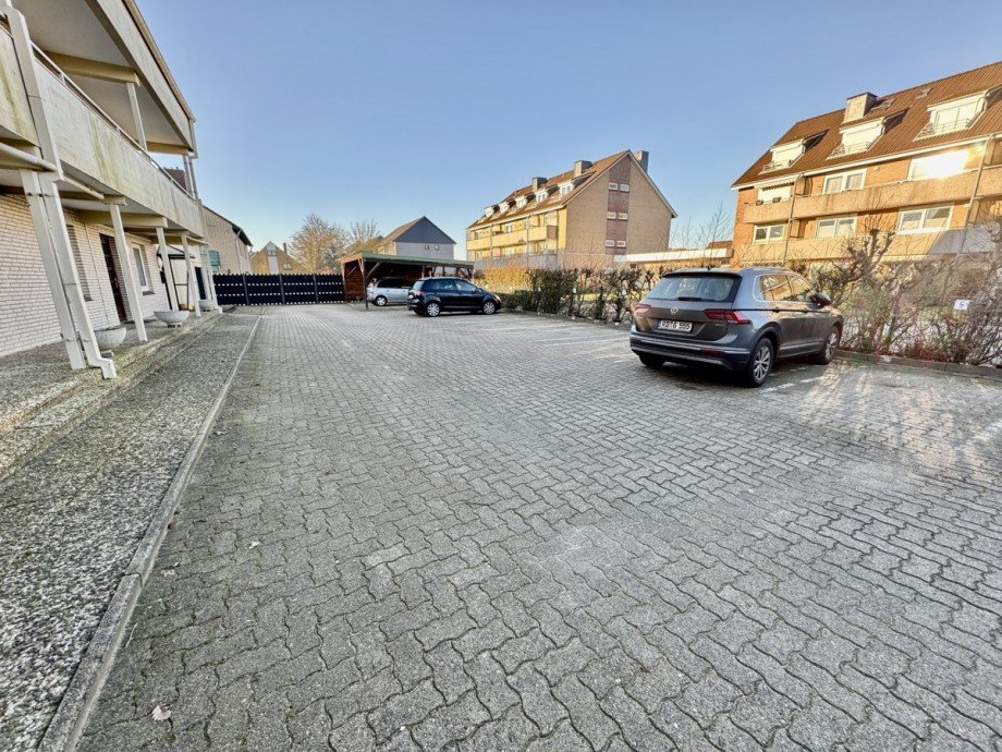 Stellplatz Erdgeschosswohnung B�sum
