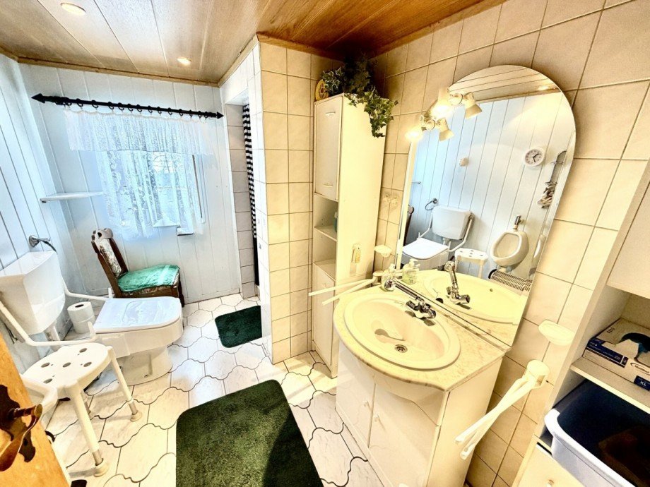 Bad vorne Resthof Reinsb�ttel