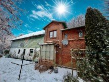 Hausansicht F�r Macher, Tr�umer und Schrauber: Bauernhaus mit ausgebauter Scheune auf ca 1.000 m�